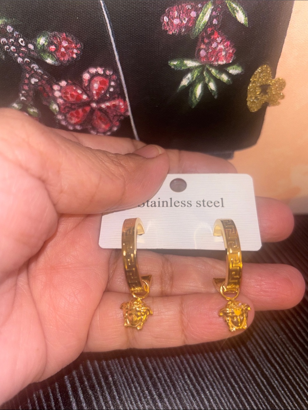 Gold Hoop Earrings with Medusa Charm - Stainless Steel